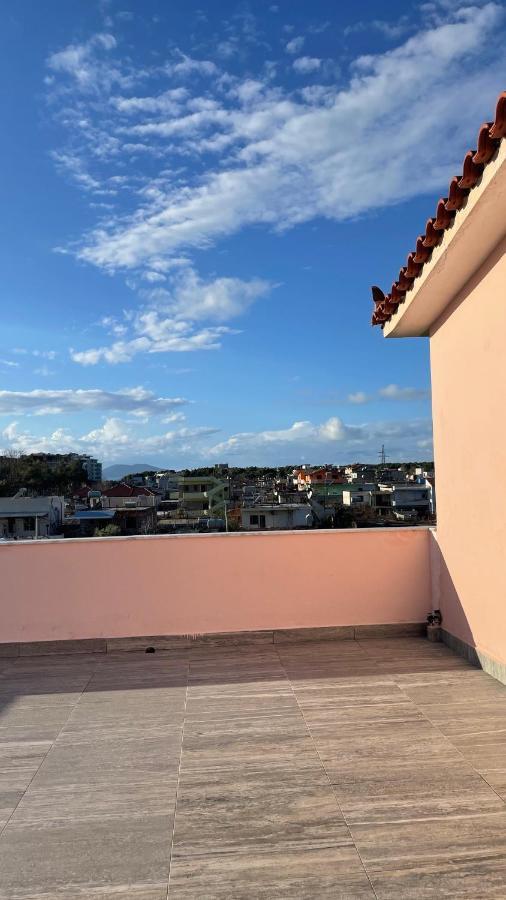 vila Osmenaj rent room Vlore Bagian luar foto